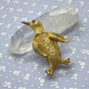 BSK Goldtone Penguin Brooch Vintage